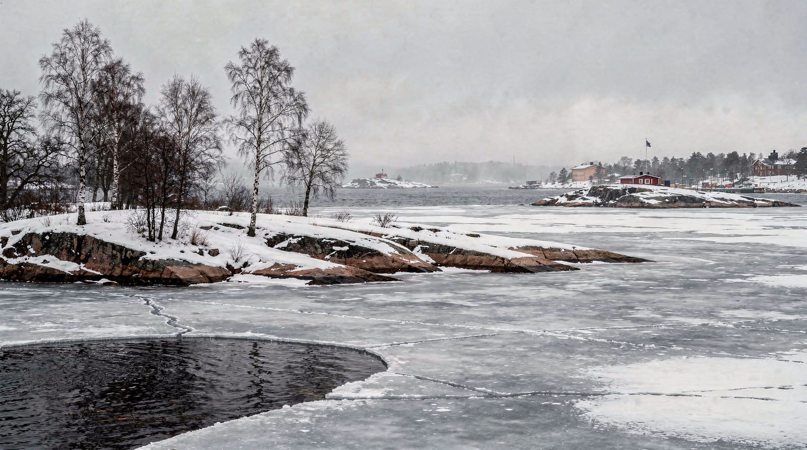 Stockholm archipelago in winter vs summer: which season is right for you? — Stockholm archipelago winter vs summer: what changes, what stays open, the sauna