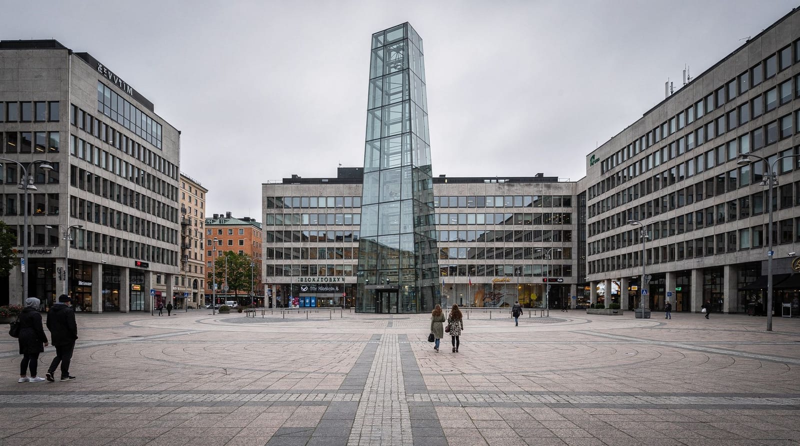 Norrmalm neighborhood deep dive: Stockholm's downtown grid — Norrmalm guide: Sergels Torg, Drottninggatan shopping, Hötorget market, Olof Pal