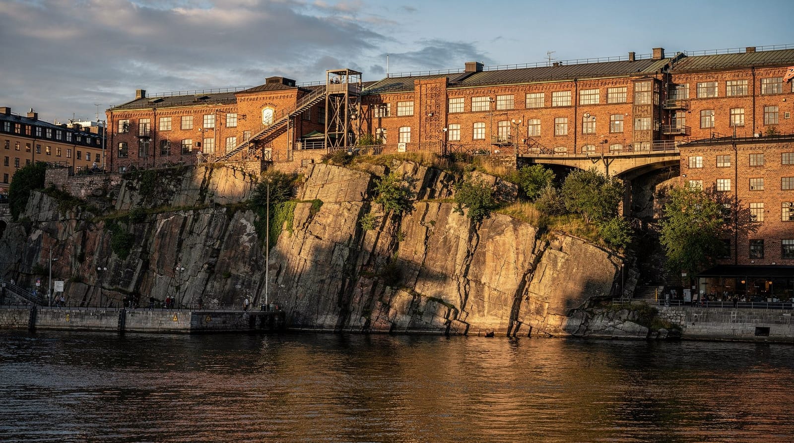 Neighborhoods — Gamla Stan, Södermalm, Djurgården, Östermalm — what makes each different