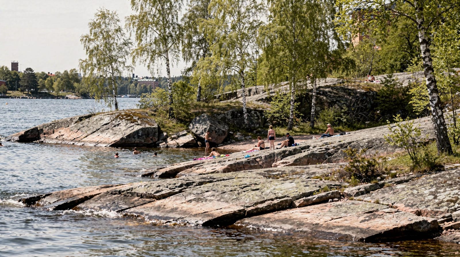 Swimming spots in Stockholm: lakes, sea, and the best urban beaches — Best swimming in Stockholm: Långholmen, Brunnsviken, Smedsuddsbadet, Vällingby b