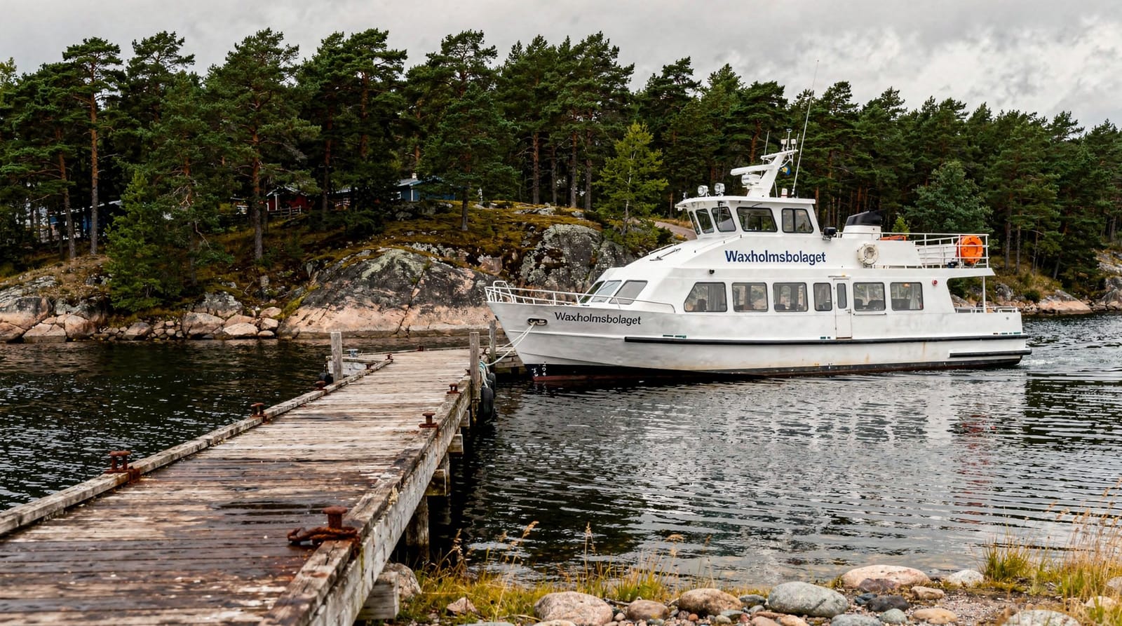 Waxholmsbolaget ferries explained: the complete guide for visitors — Waxholmsbolaget ferry guide: Strömkajen terminal, SL pass validity, routes to Va